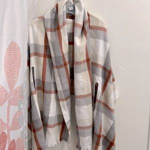 Soft and cozy wrap/sweater/poncho